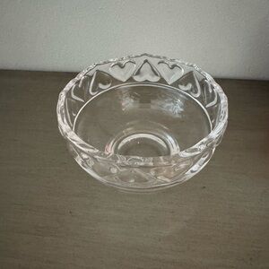 Clear Glass Heart Pattern Bowl